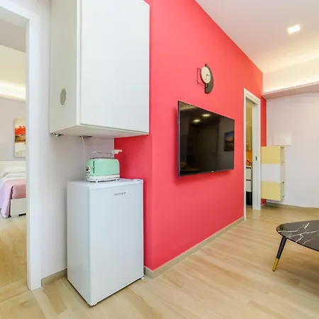 Estate4home - Domus Sirenum - Teles Apartament *